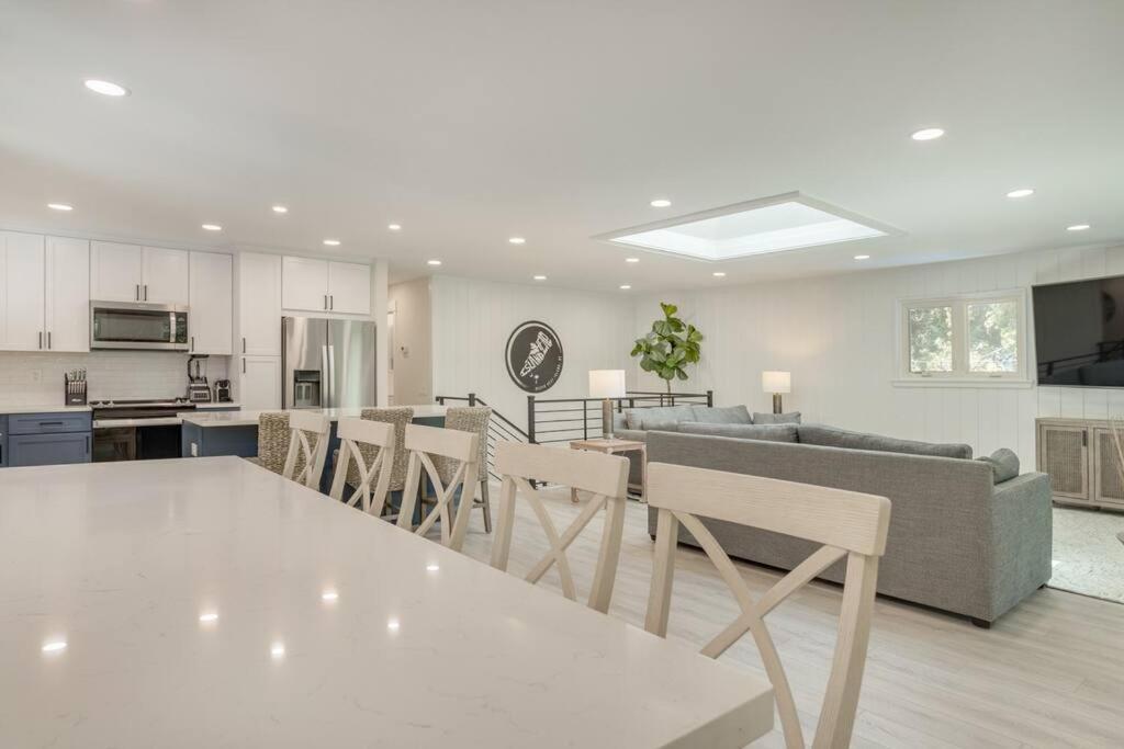 Luxury Beach House - 2Min Walk To Beach - Private Pool - Group & Dog Friendly Hilton Head Island Exterior photo